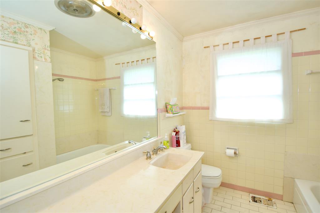4901 Pine Avenue Property Photo 15
