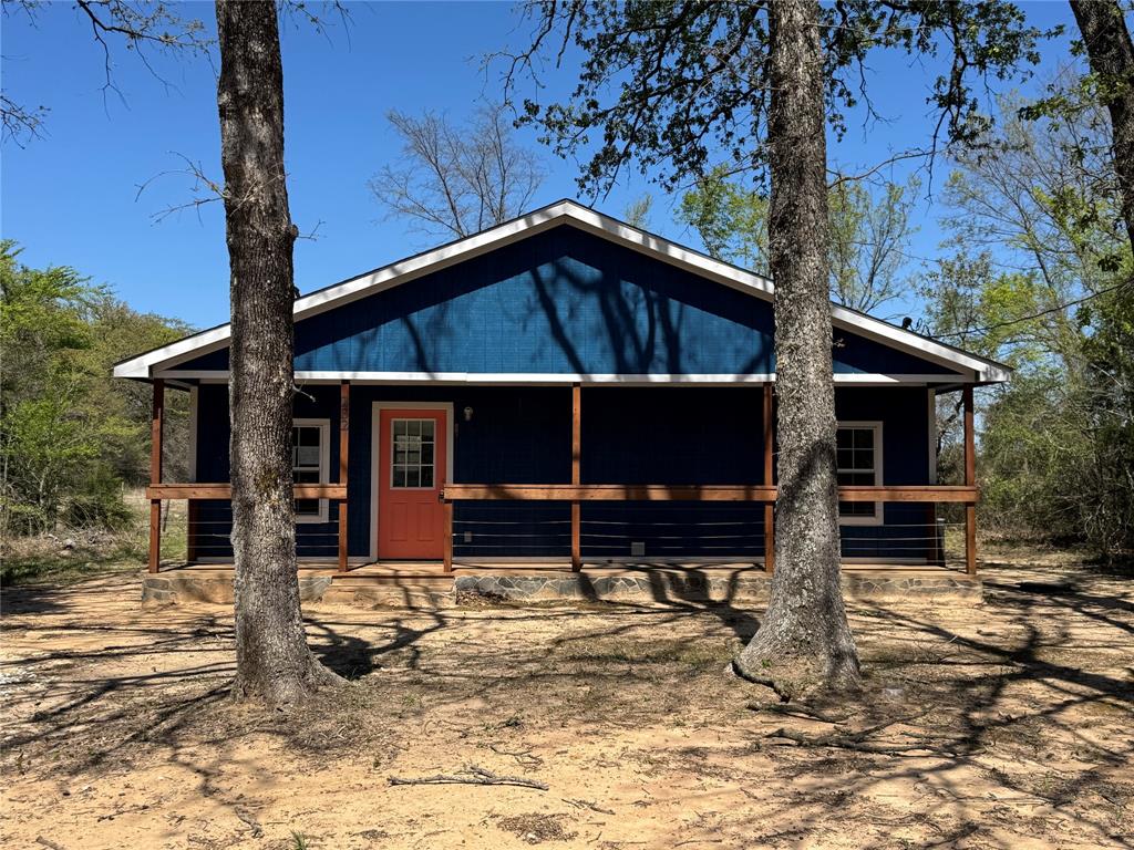 232 E Quanah Road Property Photo 1