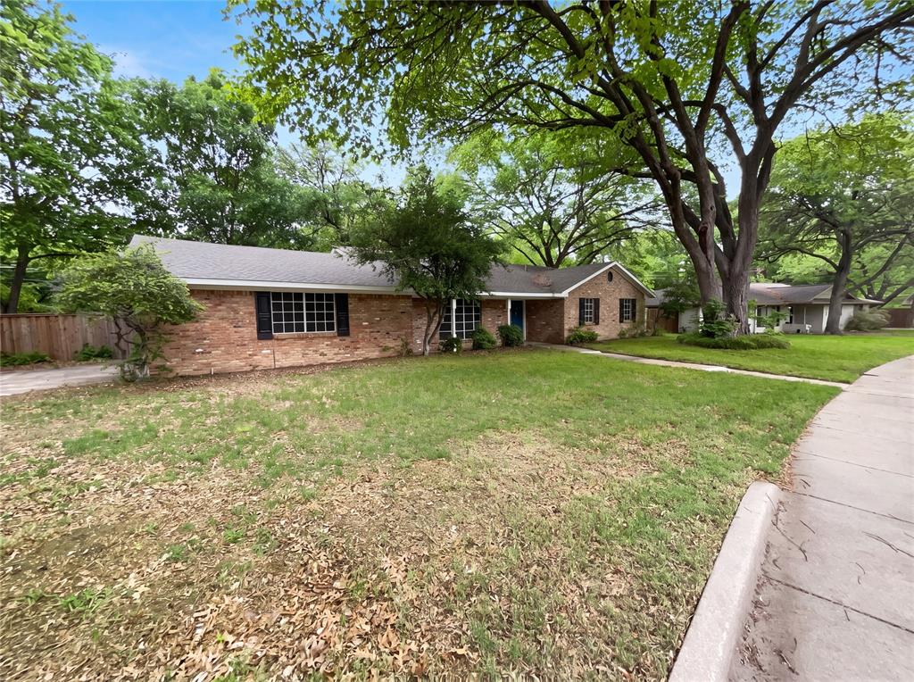 2017 Greenbriar Lane Property Photo 2