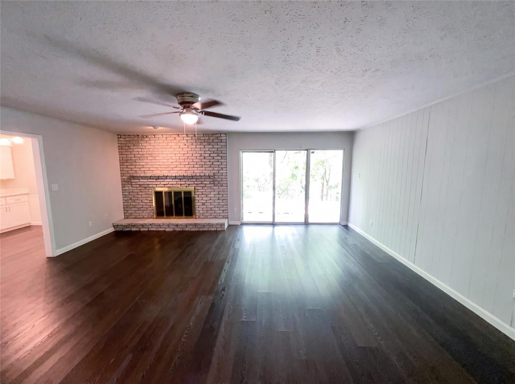 2017 Greenbriar Lane Property Photo 3