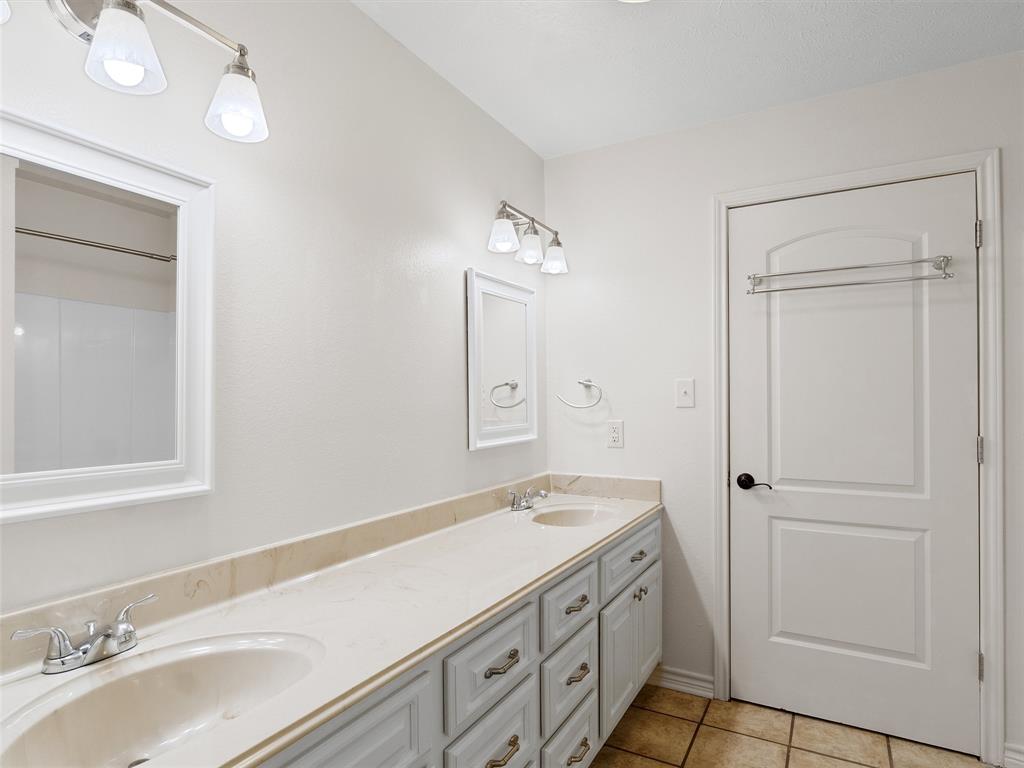 2976 Cr 217 Property Photo 17