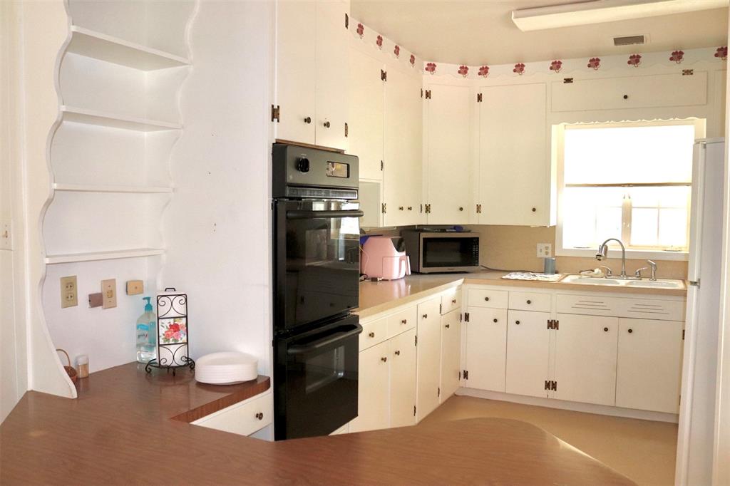 211 Spill Street Property Photo 17
