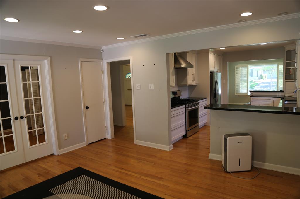 6433 Danbury Lane Property Photo 32