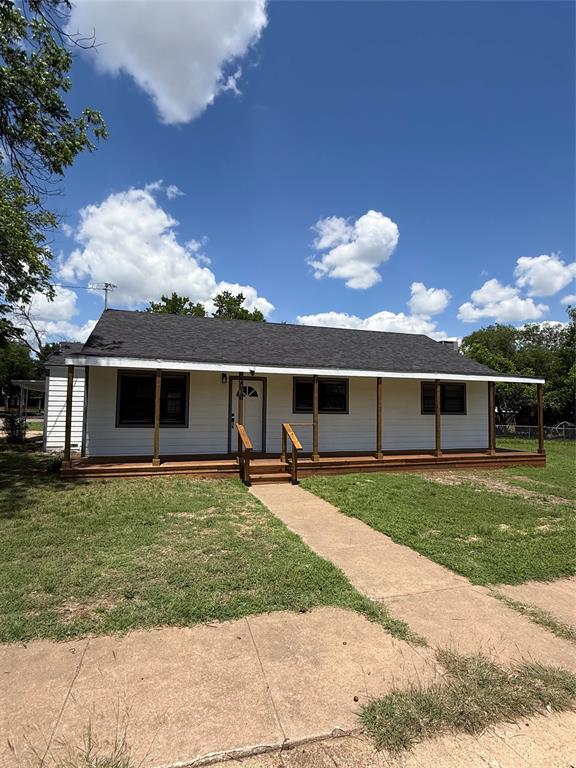 1016 W Cedar Street Property Photo 1