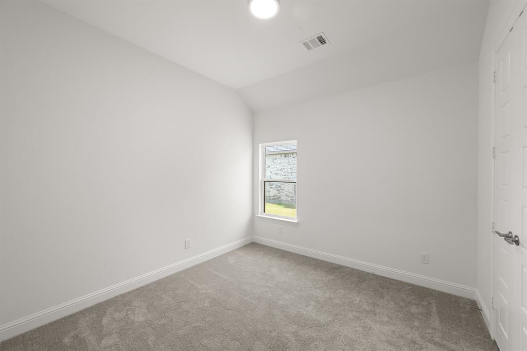 4801 Nomad Drive Property Photo 9
