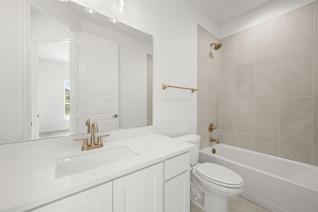 4801 Nomad Drive Property Photo 12
