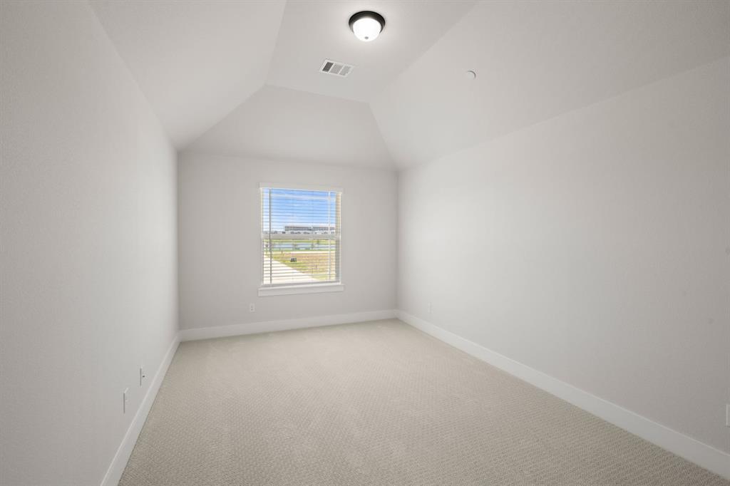 12735 Rutland Drive Property Photo 24