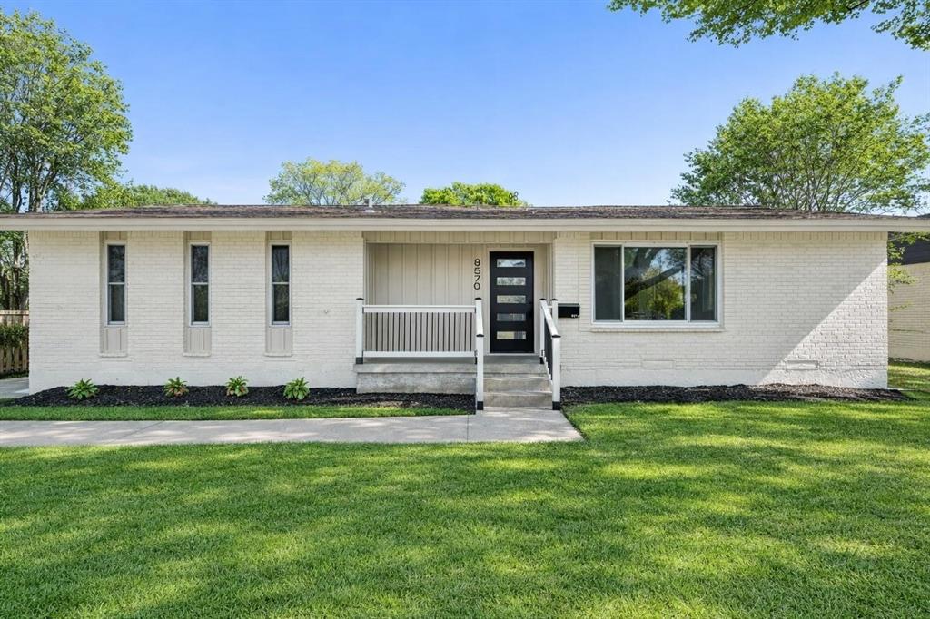 8570 Sweetwood Drive Property Photo 1