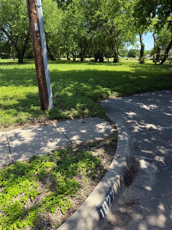 1022 Armeda Avenue Property Photo 3