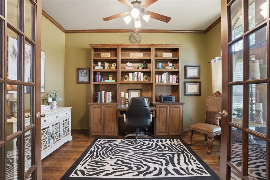 4615 Wild Honey Court Property Photo 10