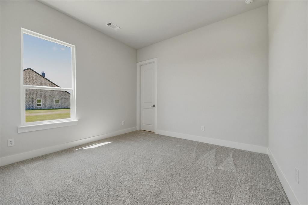 709 Water Side Drive Property Photo 17