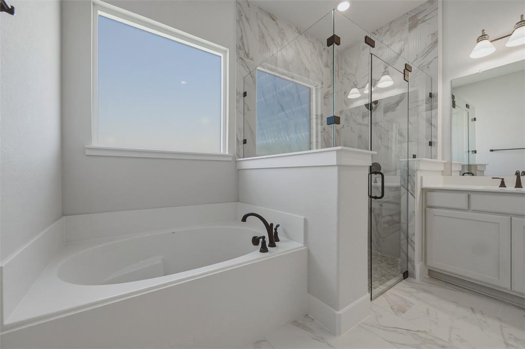 709 Water Side Drive Property Photo 27