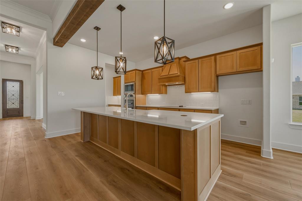 707 Water Side Drive Property Photo 11