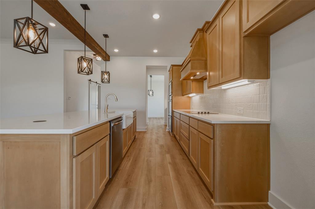 707 Water Side Drive Property Photo 13