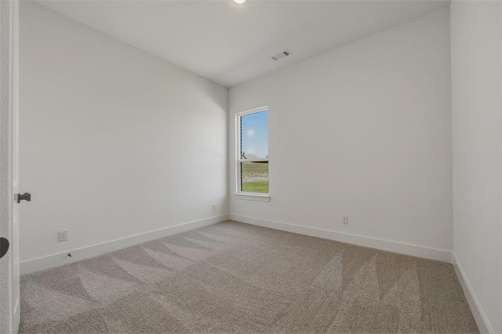 707 Water Side Drive Property Photo 21