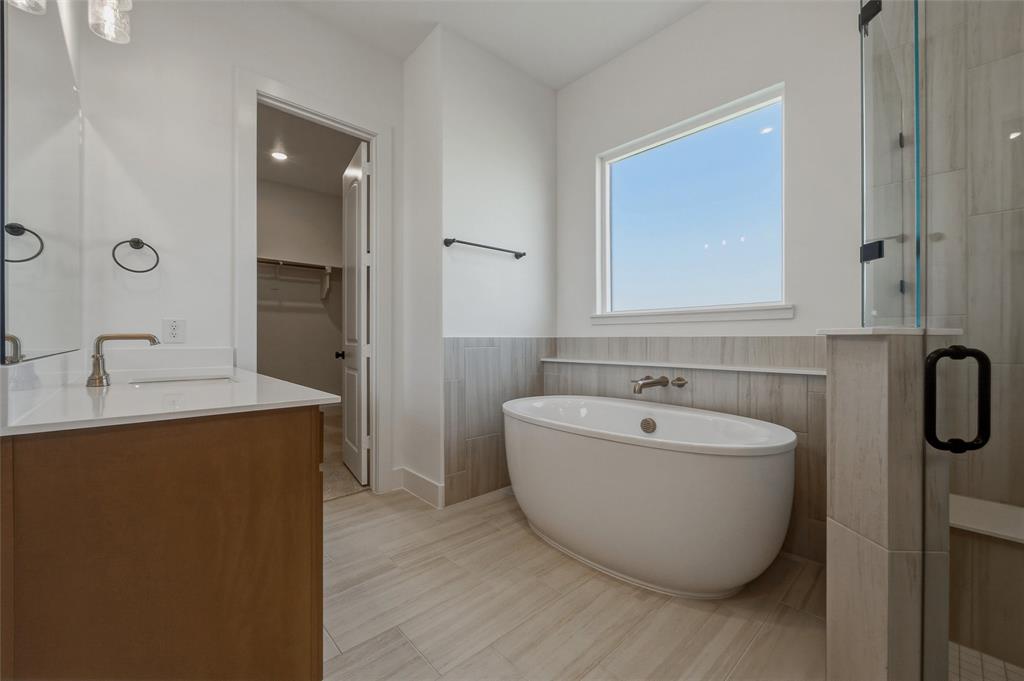 707 Water Side Drive Property Photo 29