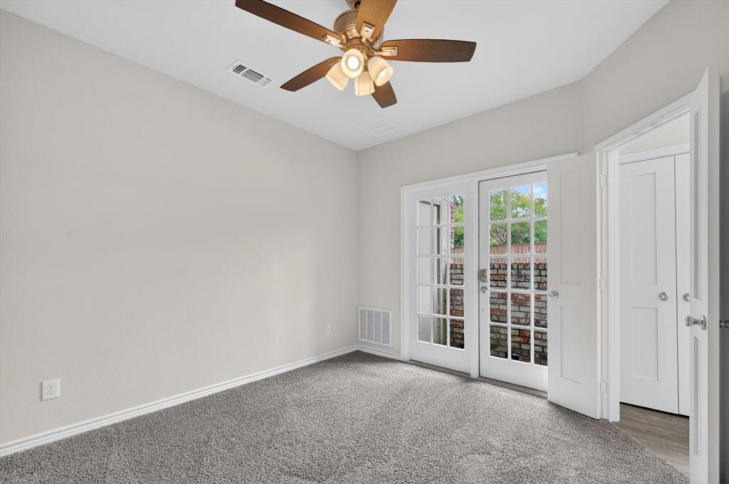 4800 W Lovers Lane 502 Property Photo 18