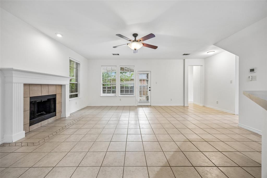 5228 Stone Brooke Crossing Property Photo 10