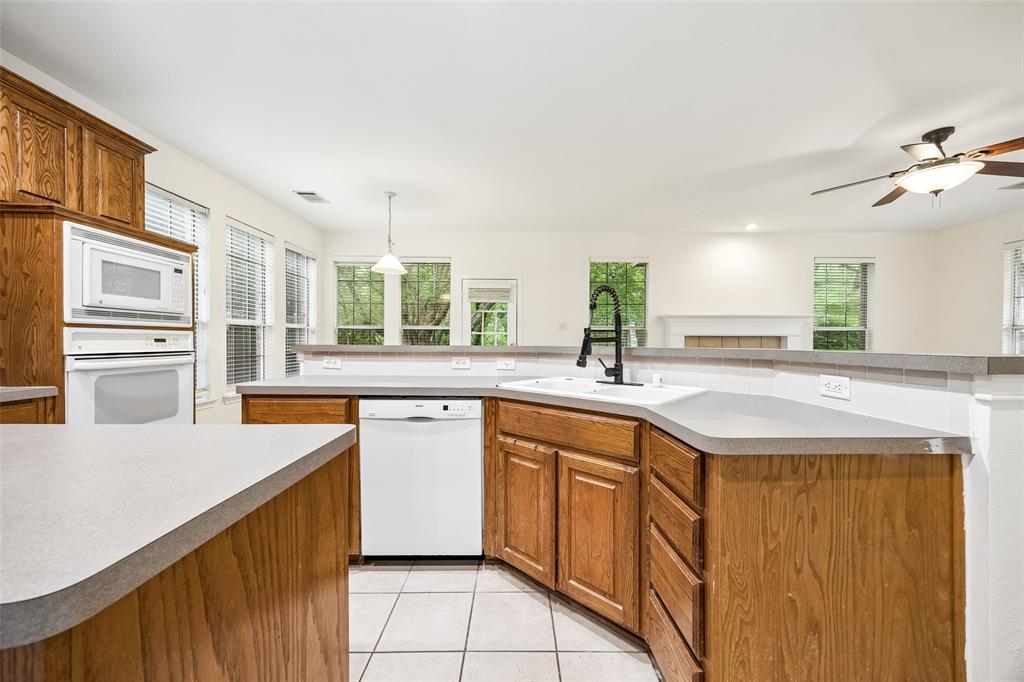 5228 Stone Brooke Crossing Property Photo 18