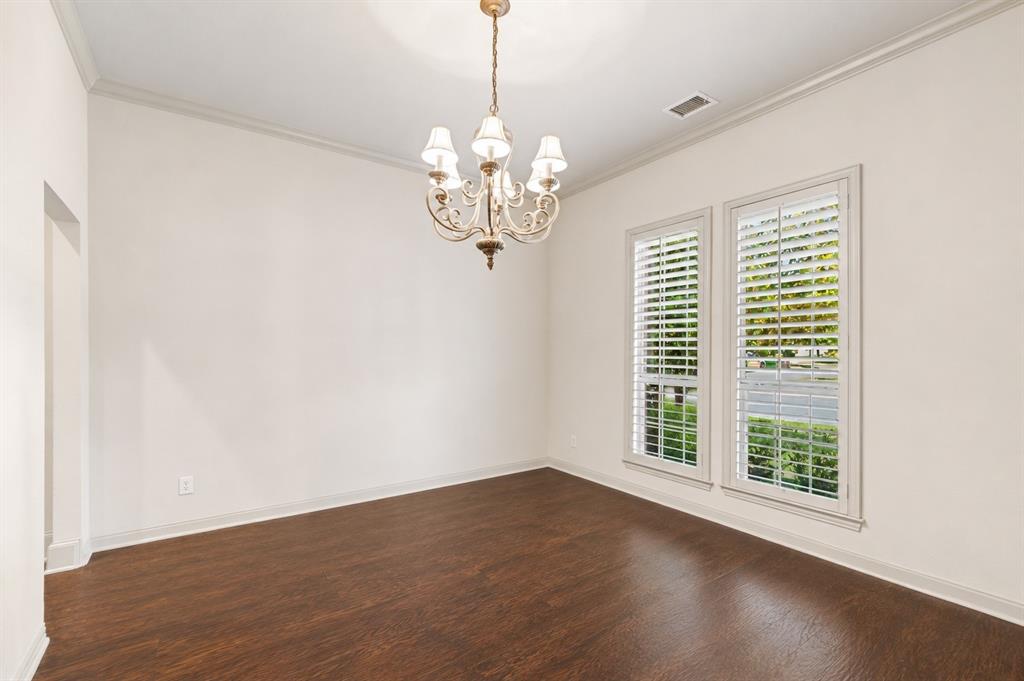 1217 Windmere Way Property Photo 9