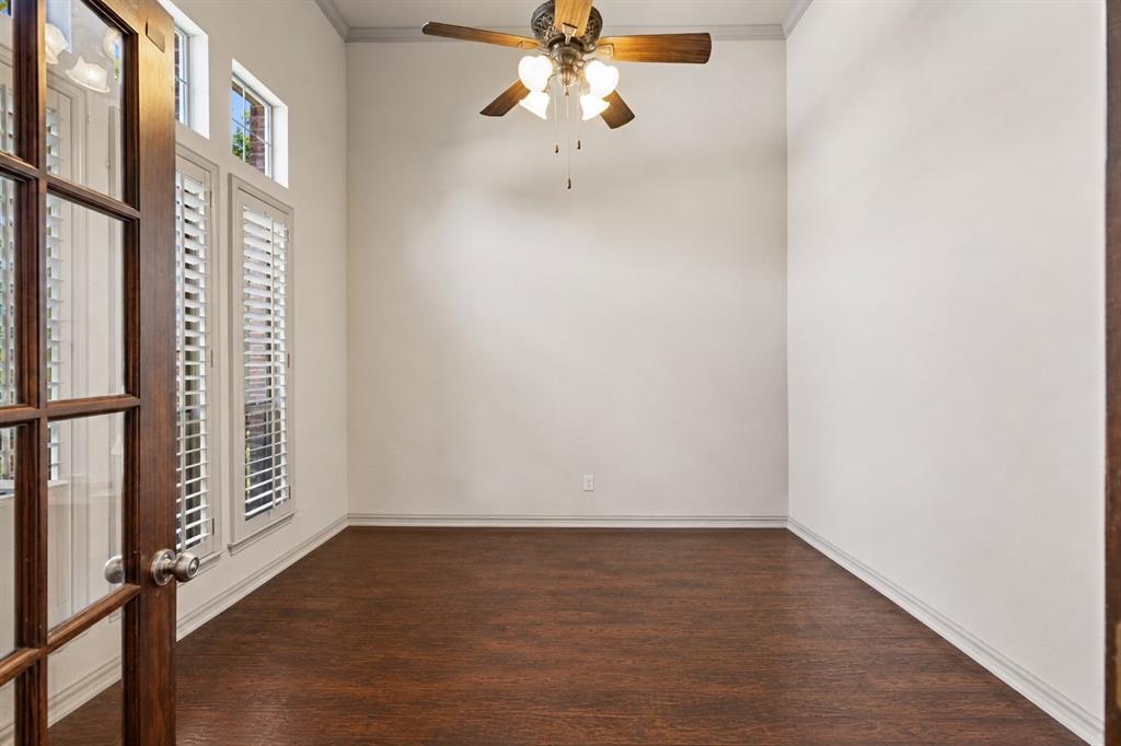 1217 Windmere Way Property Photo 11