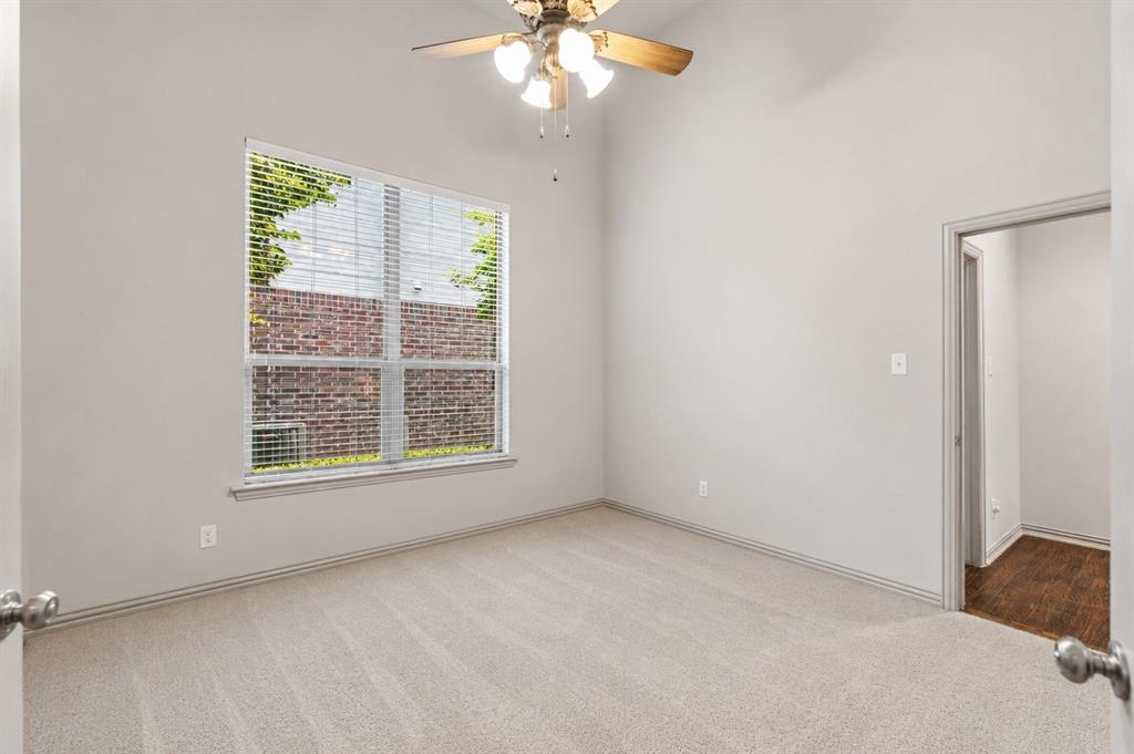 1217 Windmere Way Property Photo 13