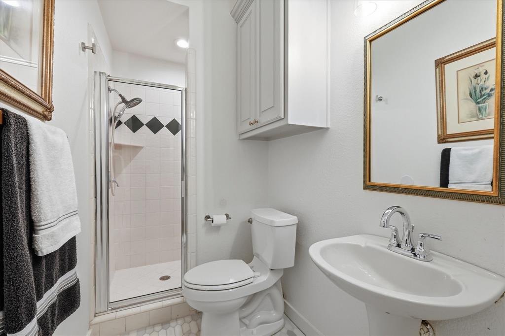 101 W Oak Shores Drive Property Photo 29