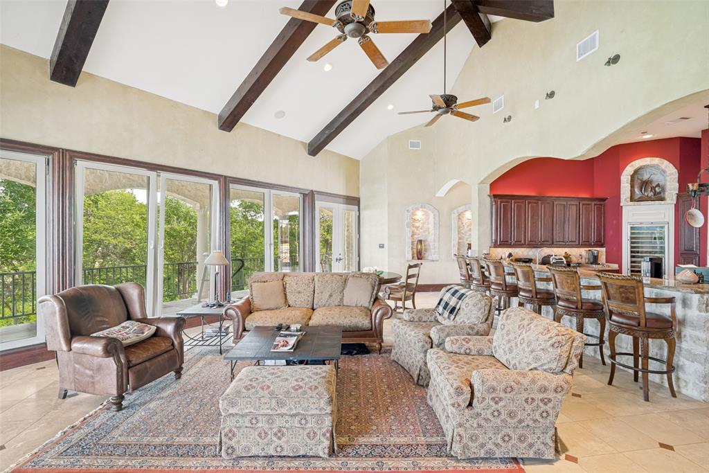 1237 Overlook Court Property Photo 4