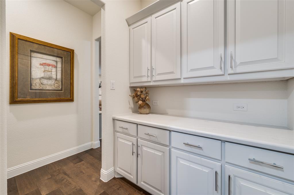 2729 Ashford Property Photo 17