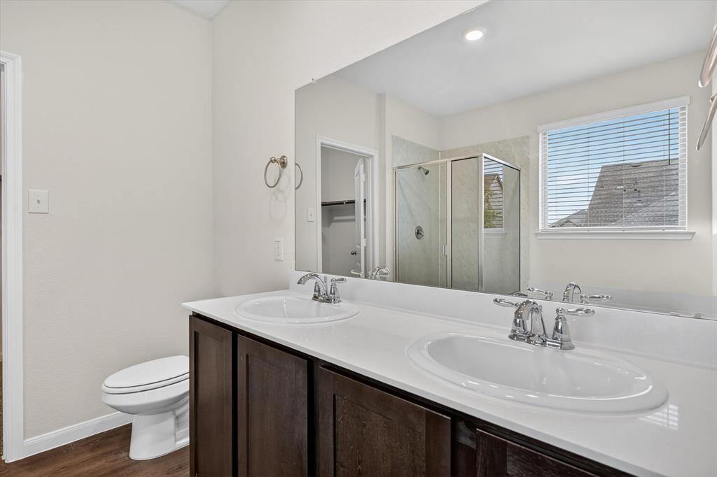 3955 Oak Creek Circle Property Photo 16