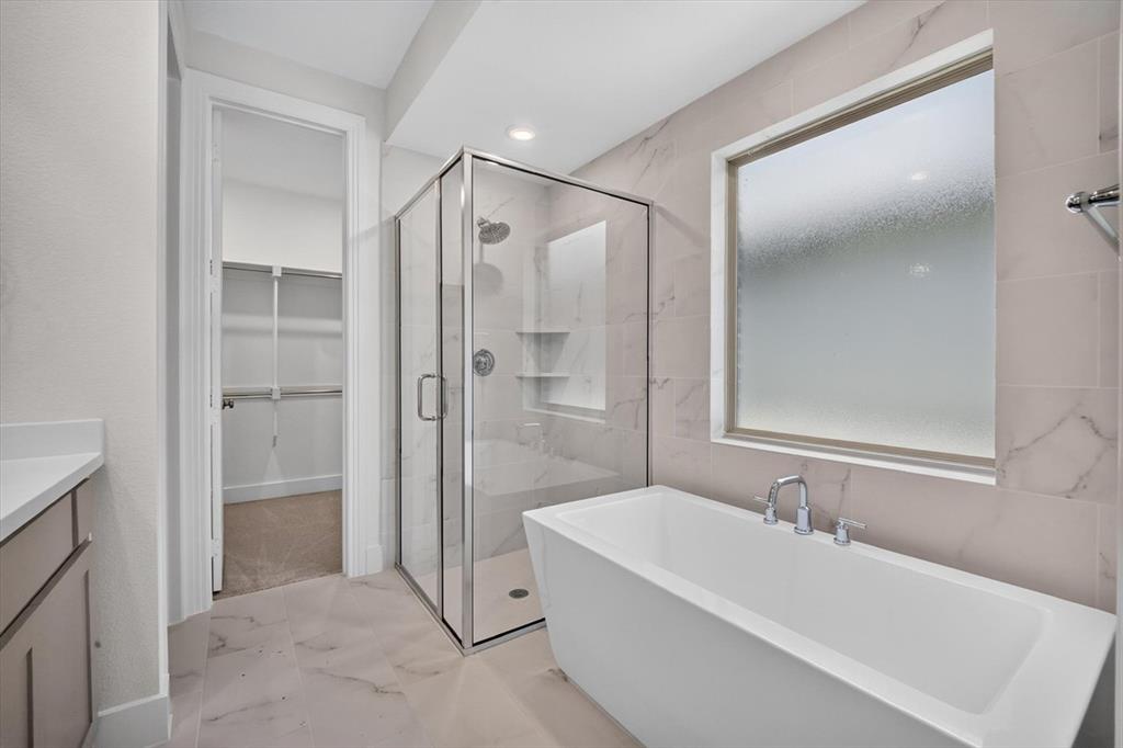 2064 Cuellar Way Property Photo 12