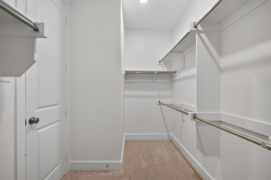 2064 Cuellar Way Property Photo 14