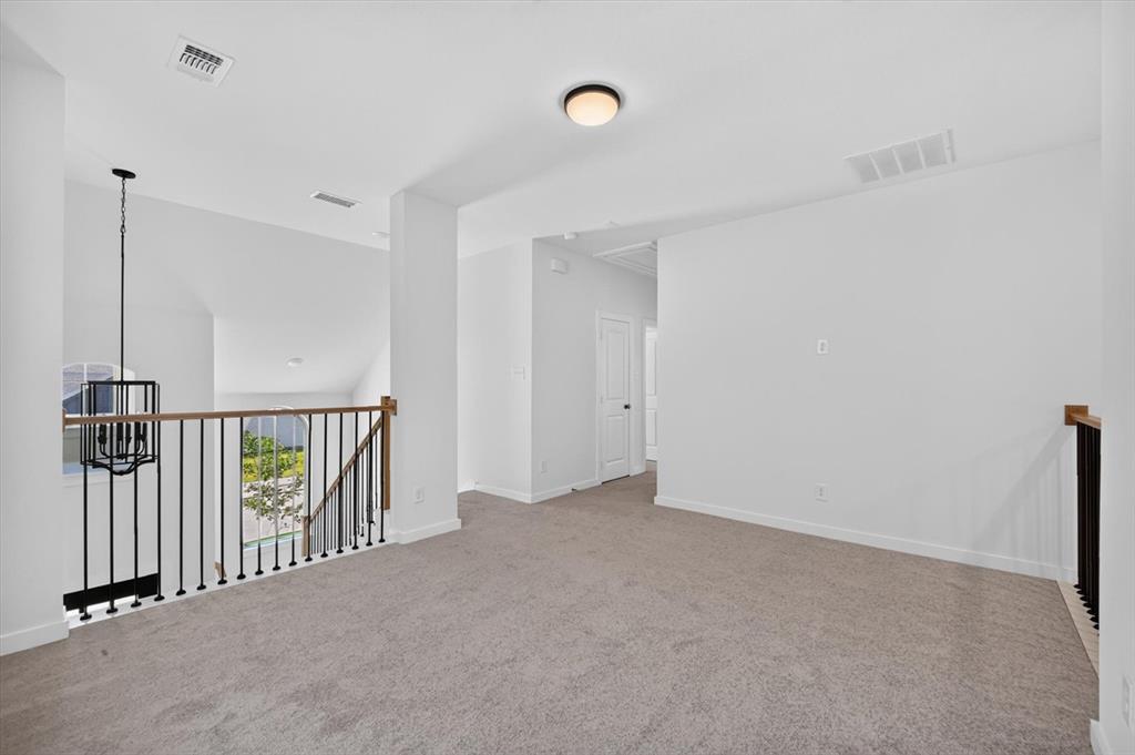 2064 Cuellar Way Property Photo 20