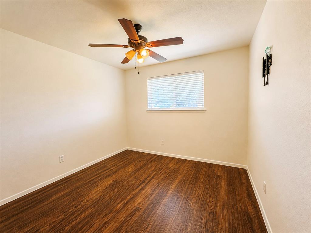 730 Rolling Ridge Lane Property Photo 16