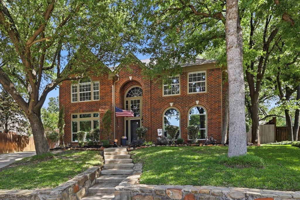 805 Highland Lakes Court Property Photo 1