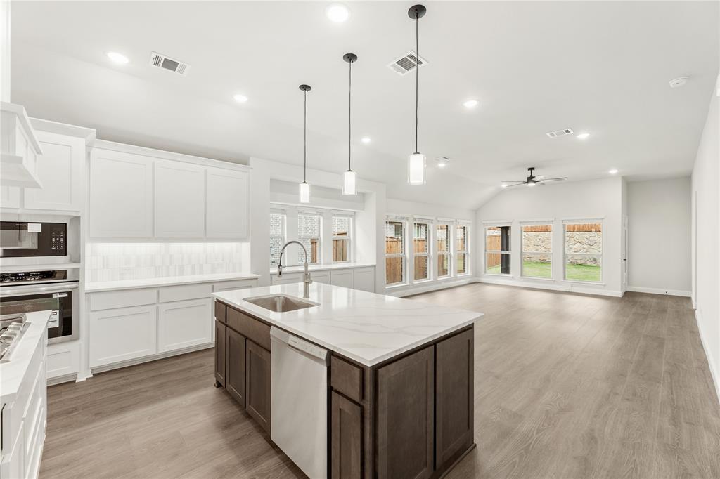 13133 Limestone Street Property Photo 11