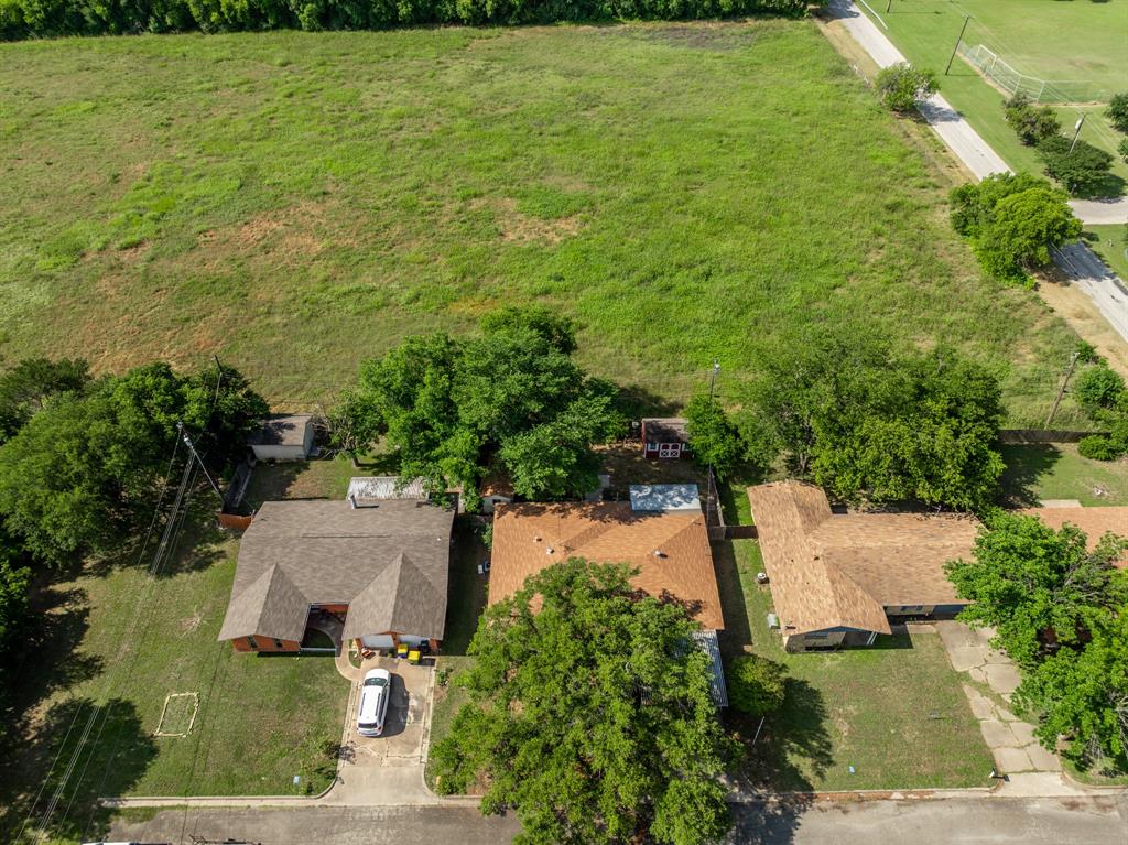104 Forest Lane Property Photo 3