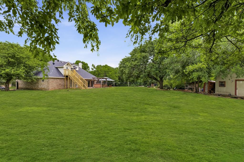 1092 Holly Lane Property Photo 34