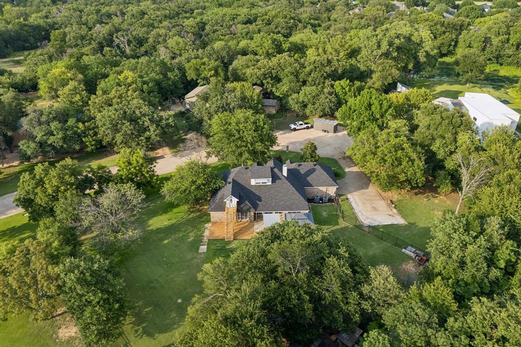 1092 Holly Lane Property Photo 37