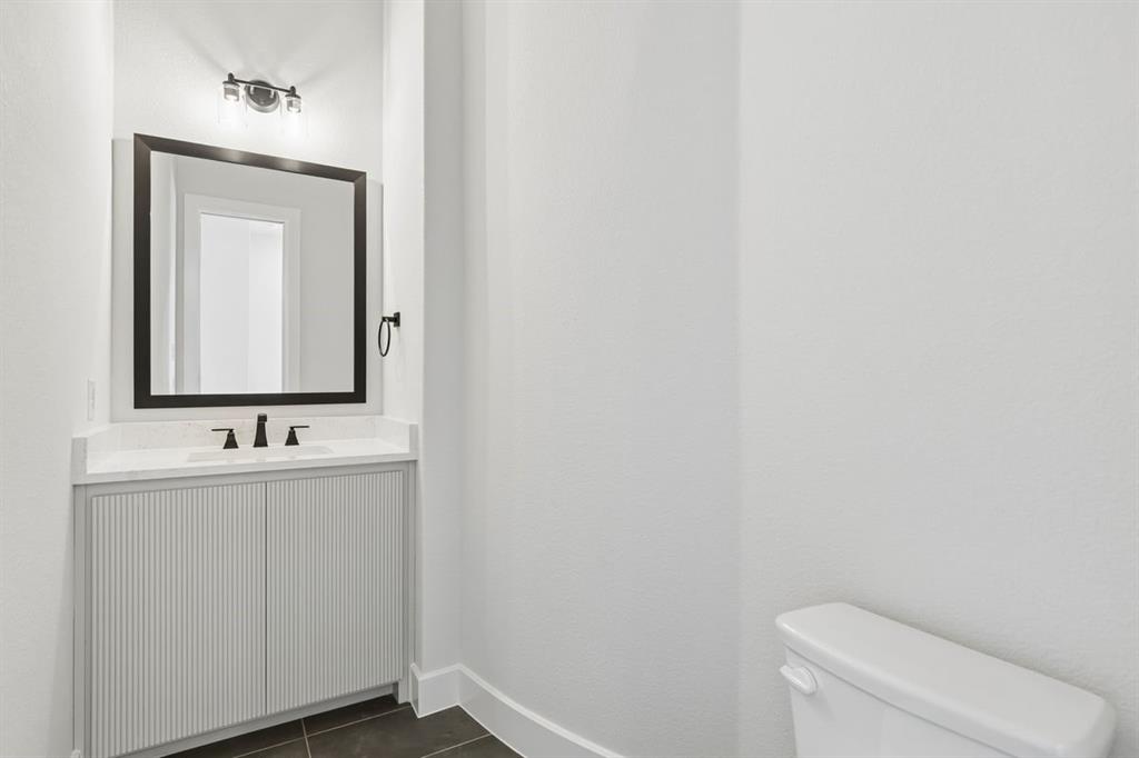 9511 Winter Bloom Street Property Photo 4