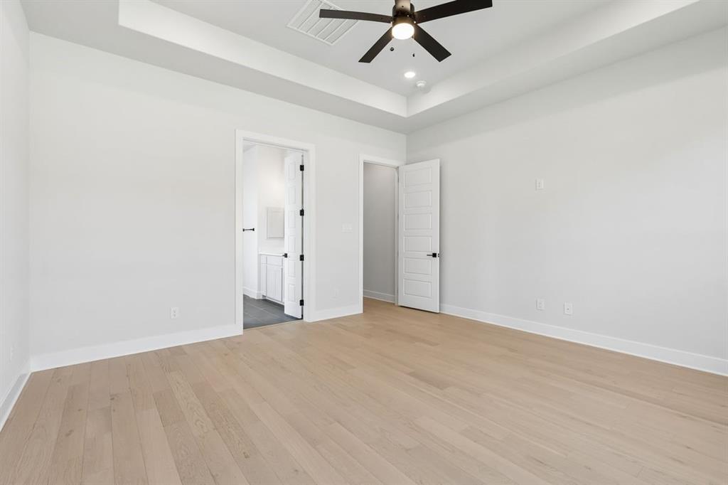 9511 Winter Bloom Street Property Photo 32