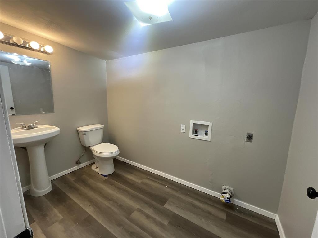 405 Beard Street Property Photo 10