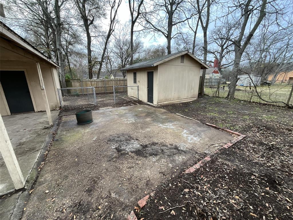 405 Beard Street Property Photo 18