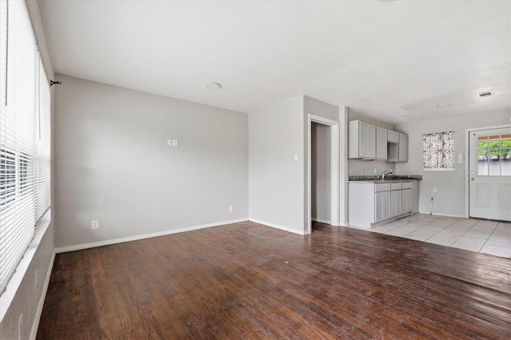 1303 Stone Drive Property Photo 11