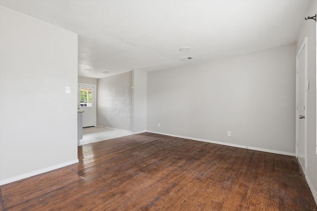 1303 Stone Drive Property Photo 12