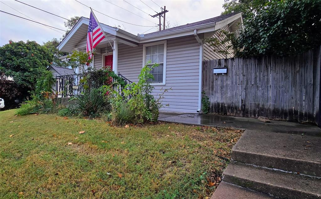 2861 W Devitt Street Property Photo 1