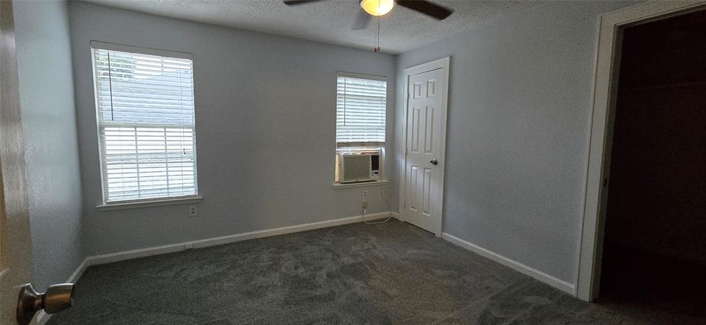 2861 W Devitt Street Property Photo 11