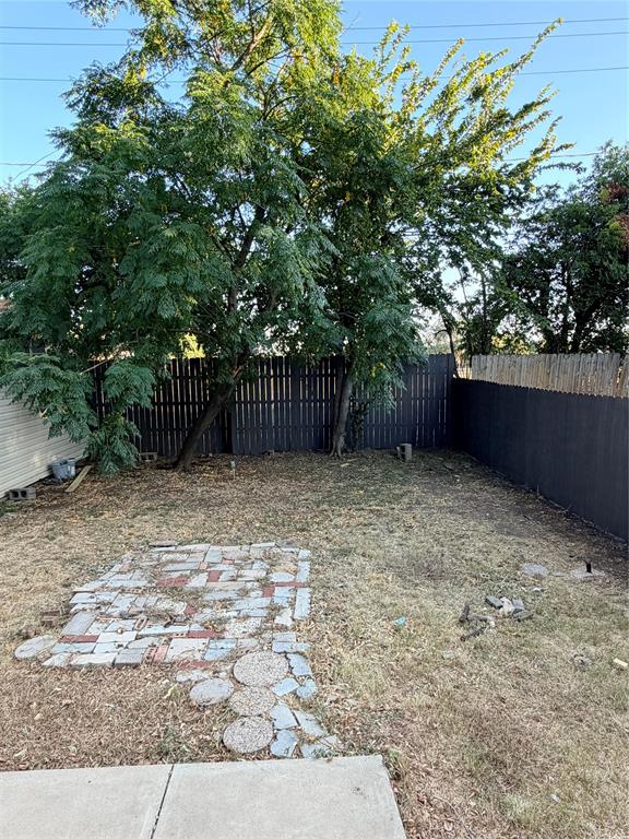 4521 Calmont Avenue Property Photo 24