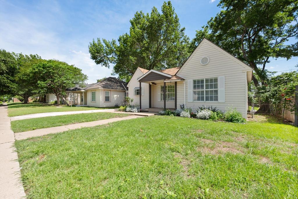 4521 Calmont Avenue Property Photo 29
