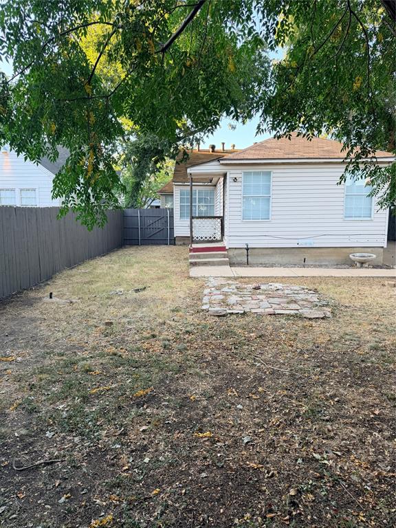 4521 Calmont Avenue Property Photo 32